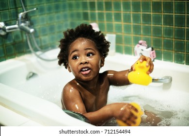 pics Picture Of A Child Bathing baby bathing basics 6 important bath