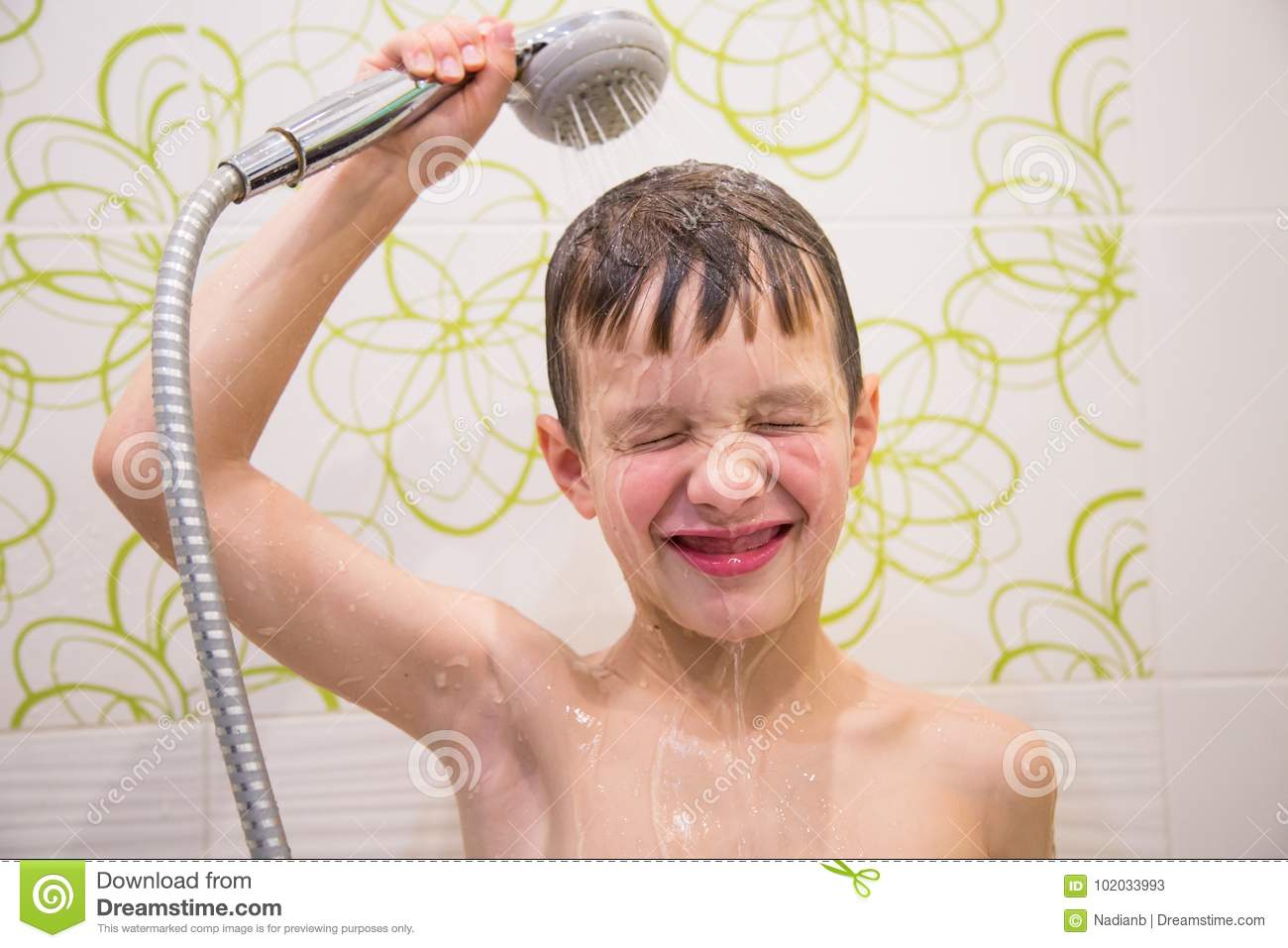 wallpapers Picture Of A Child Bathing let your kids soak up the suds shine365 from marshfield clinic