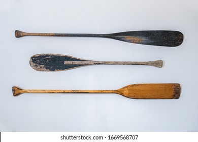 Vintage Wooden Rowing Oars - Serunen